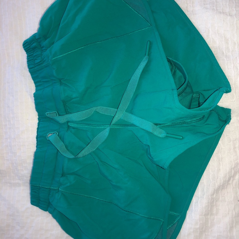 Lululemon hotty hot short
